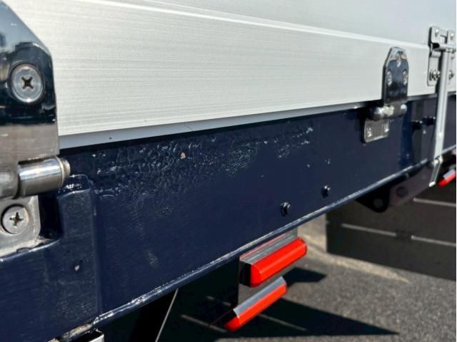 ISUZU GIGA 2024 Image 31