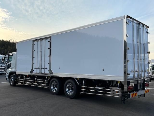 MITSUBISHI FUSOU SUPER GREAT 2025 Image 31