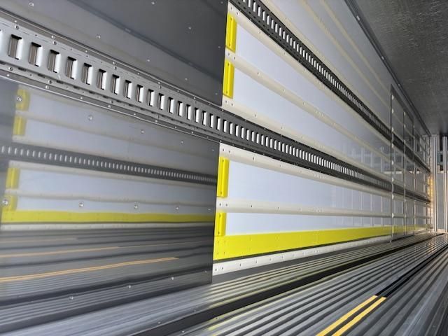 MITSUBISHI FUSOU SUPER GREAT 2025 Image 31