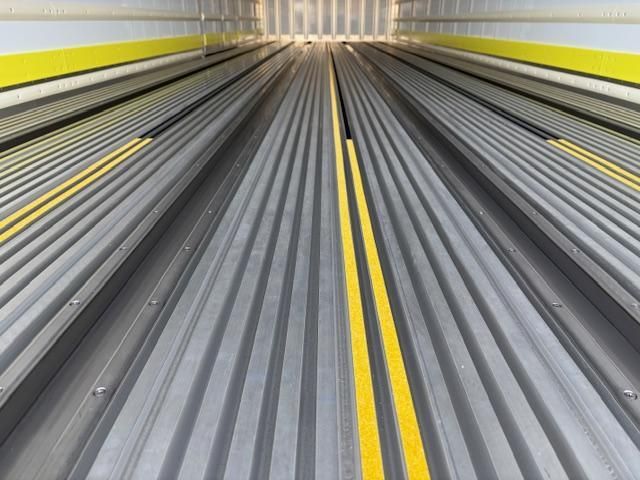 MITSUBISHI FUSOU SUPER GREAT 2025 Image 31