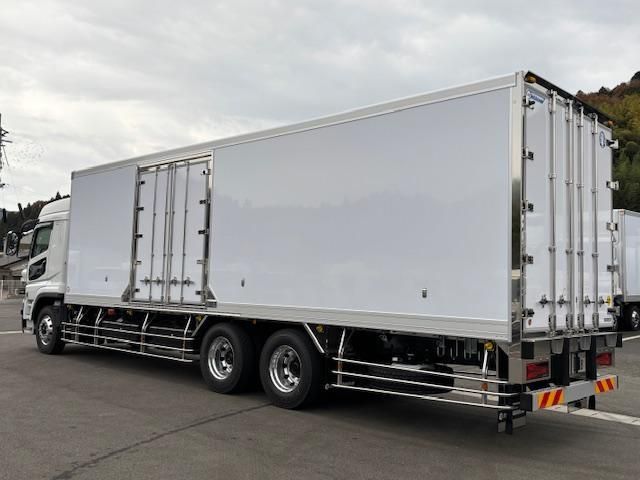 MITSUBISHI FUSOU SUPER GREAT 2025 Image 31