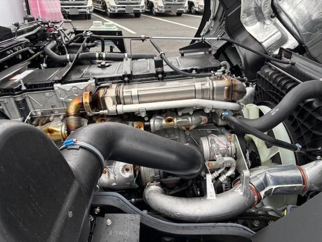 MITSUBISHI FUSOU SUPER GREAT 2025 Image 31