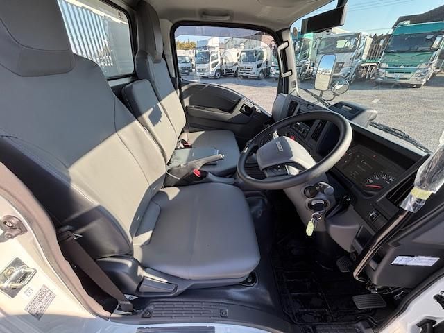 ISUZU ELF 2024 Image 31