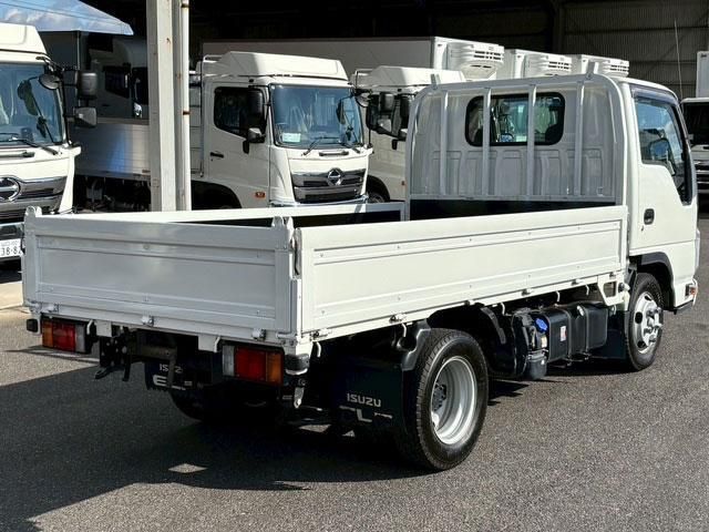 ISUZU ELF 2022 Image 31