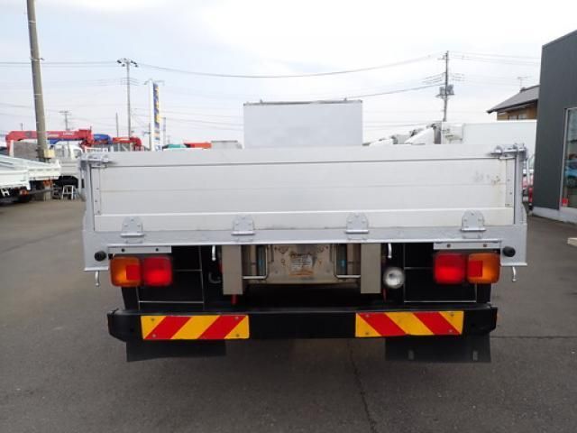 HINO DUTRO 2015 Image 31