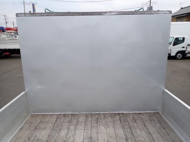 HINO DUTRO 2015 Image 31