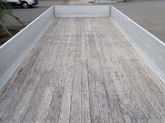 HINO DUTRO 2015 Image 31