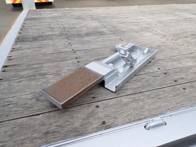 HINO DUTRO 2015 Image 31