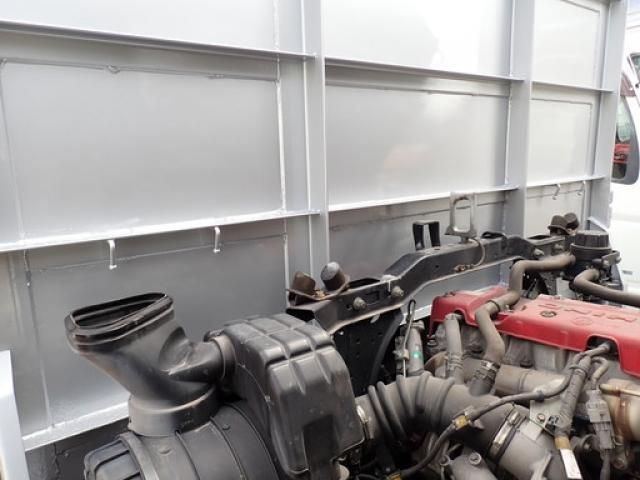 HINO DUTRO 2015 Image 31