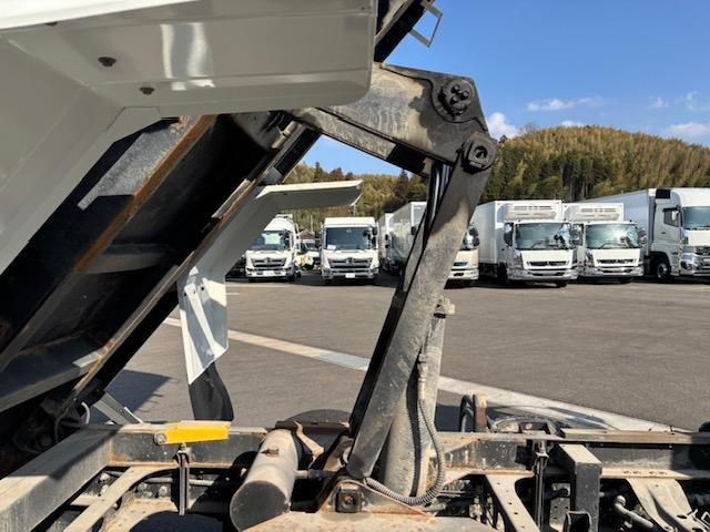 ISUZU FORWARD 2016 Image 31