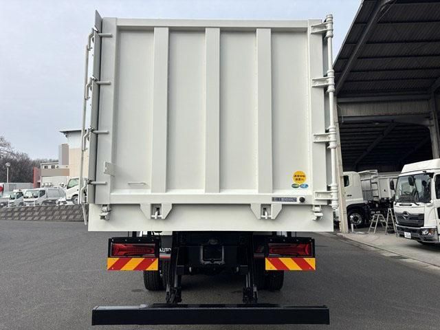 MITSUBISHI FUSOU SUPER GREAT 2025 Image 31