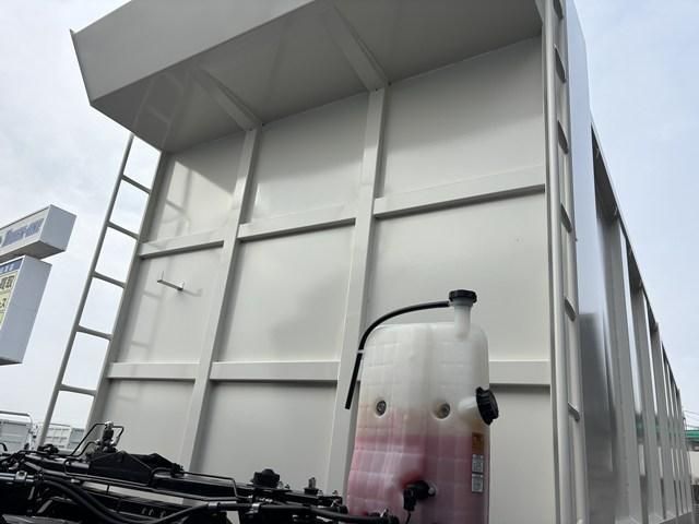 MITSUBISHI FUSOU SUPER GREAT 2025 Image 31