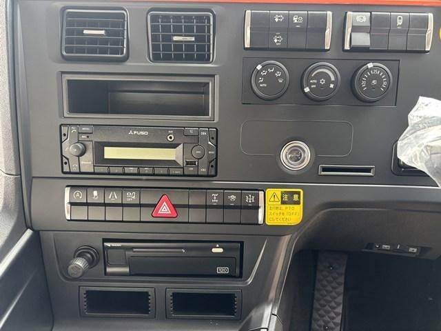 MITSUBISHI FUSOU SUPER GREAT 2025 Image 31