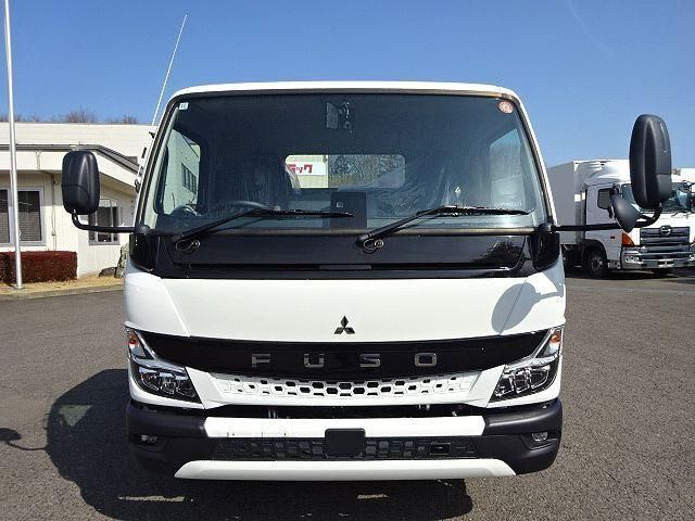 MITSUBISHI CANTER 2025 Image 31