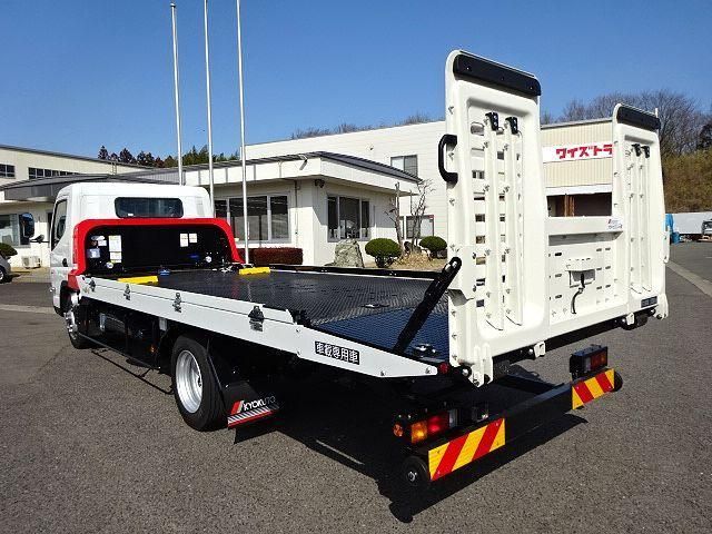 MITSUBISHI CANTER 2025 Image 31