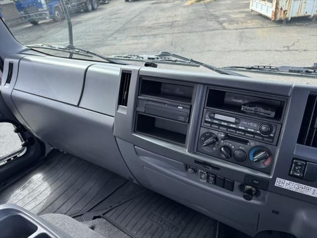 ISUZU FORWARD 2014 Image 31