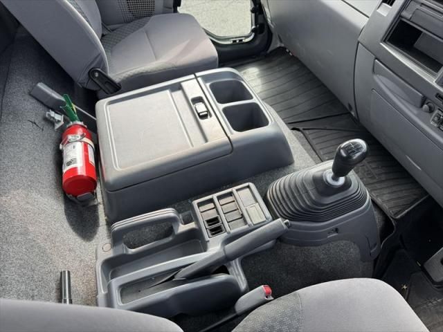 ISUZU FORWARD 2014 Image 31