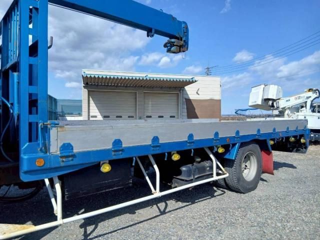 MITSUBISHI FUSOU FIGHTER 2007 Image 31