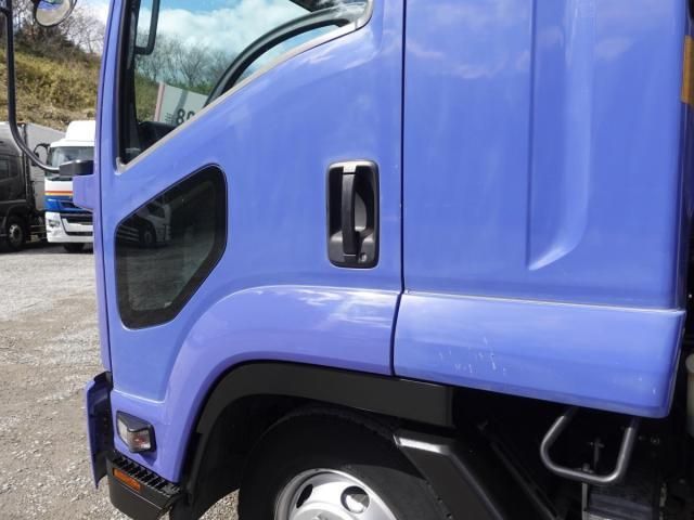 ISUZU FORWARD 2014 Image 31