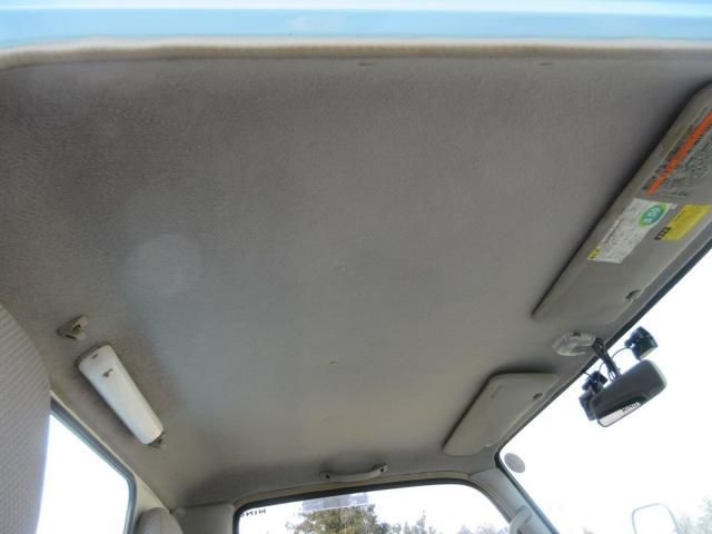 HINO DUTRO 2005 Image 31