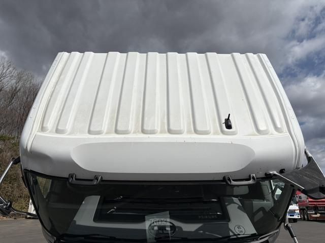 NISSAN DIESEL QUON 2020 Image 31