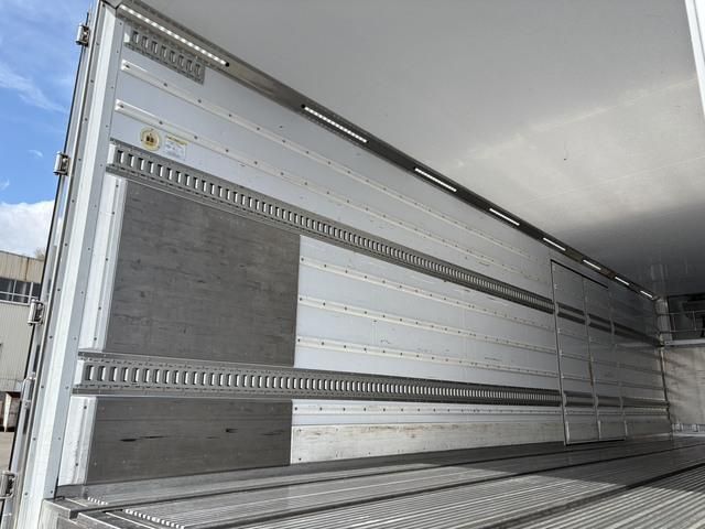 NISSAN DIESEL QUON 2020 Image 31