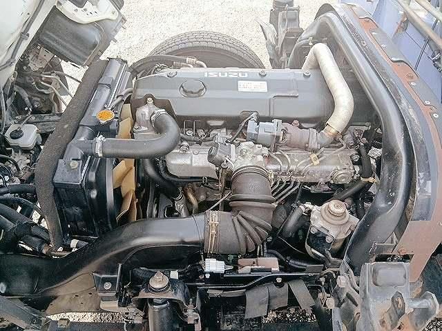 ISUZU ELF 2001 Image 31