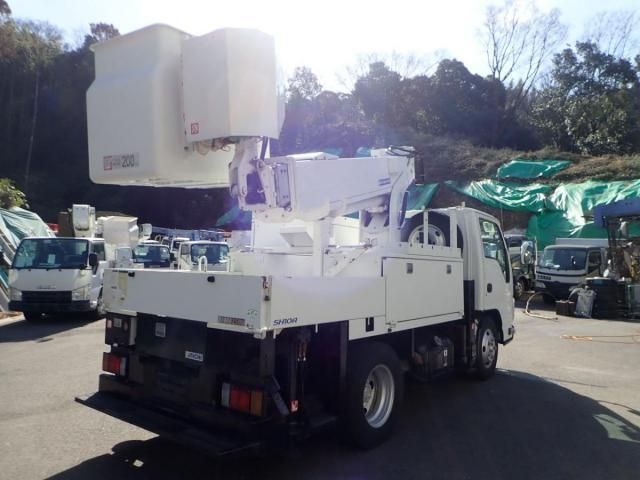 ISUZU ELF 2009 Image 31