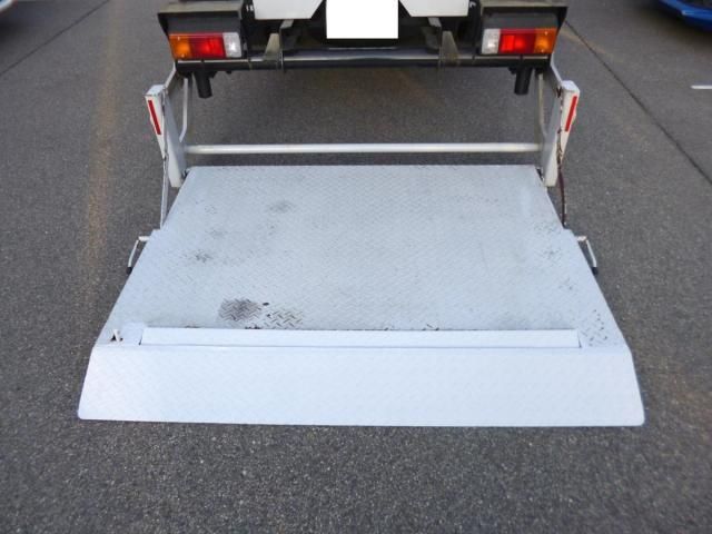 HINO DUTRO 2023 Image 31