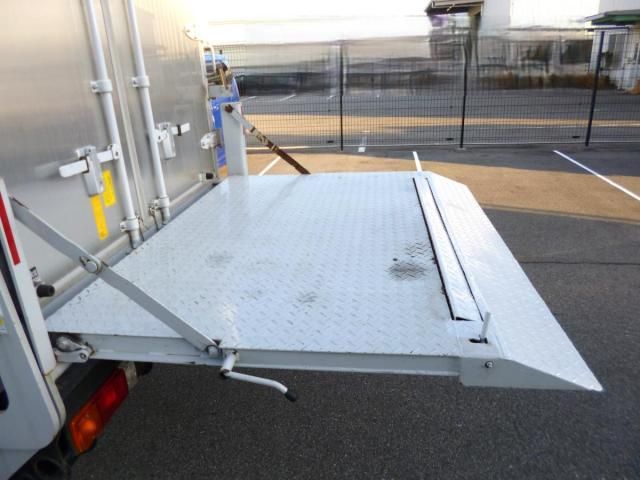 HINO DUTRO 2023 Image 31