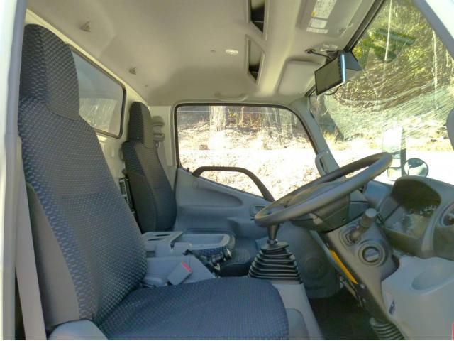 HINO DUTRO 2023 Image 31