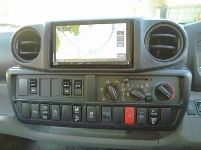 HINO DUTRO 2023 Image 31