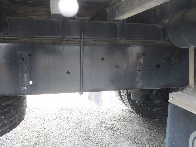 NISSAN DIESEL QUON 2013 Image 31