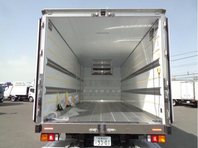 MITSUBISHI FUSOU FIGHTER 2025 Image 31