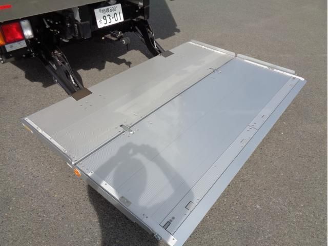 MITSUBISHI FUSOU FIGHTER 2025 Image 31