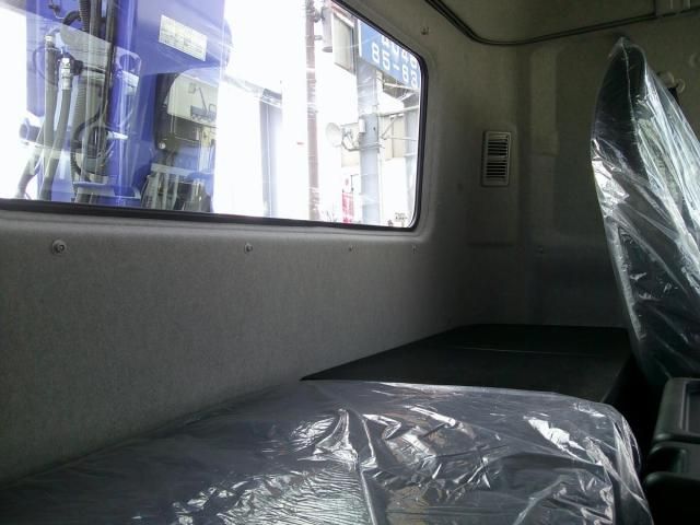 MITSUBISHI FUSOU FIGHTER 2025 Image 31