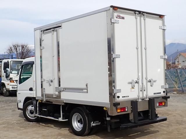 MITSUBISHI CANTER 2023 Image 31