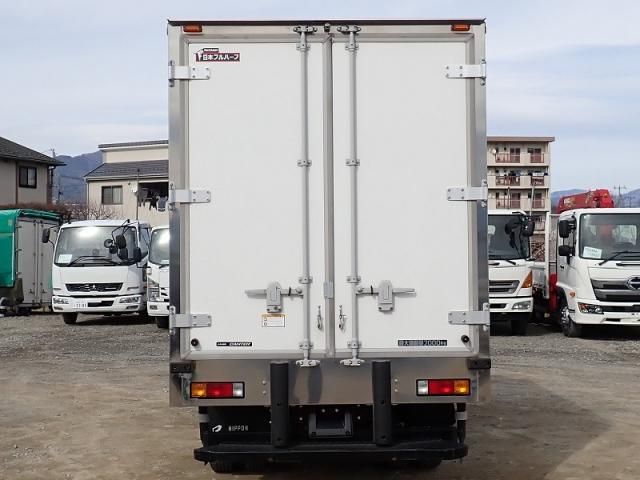 MITSUBISHI CANTER 2023 Image 31
