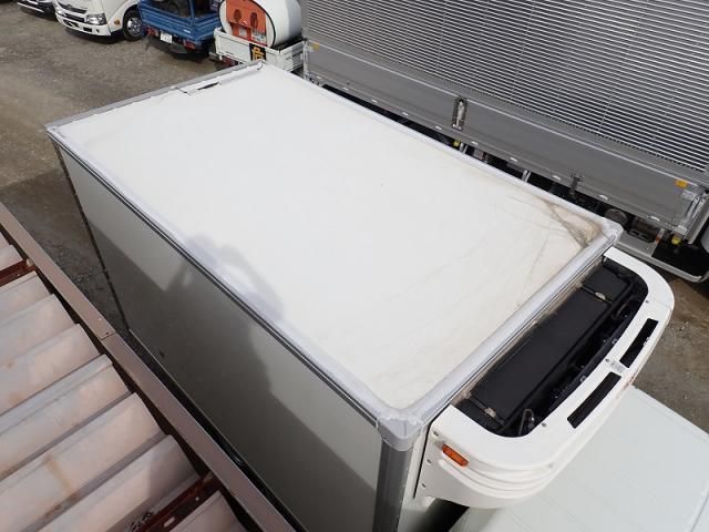 MITSUBISHI CANTER 2023 Image 31