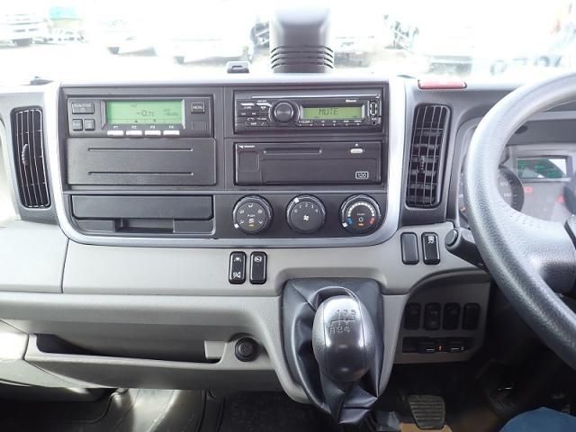 MITSUBISHI CANTER 2023 Image 31