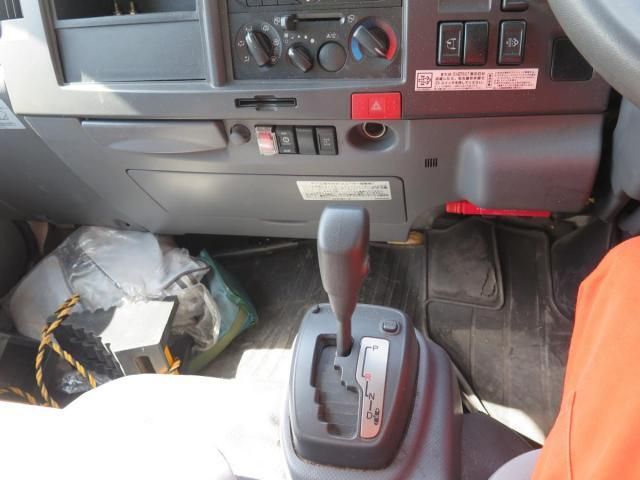 ISUZU ELF 2017 Image 31