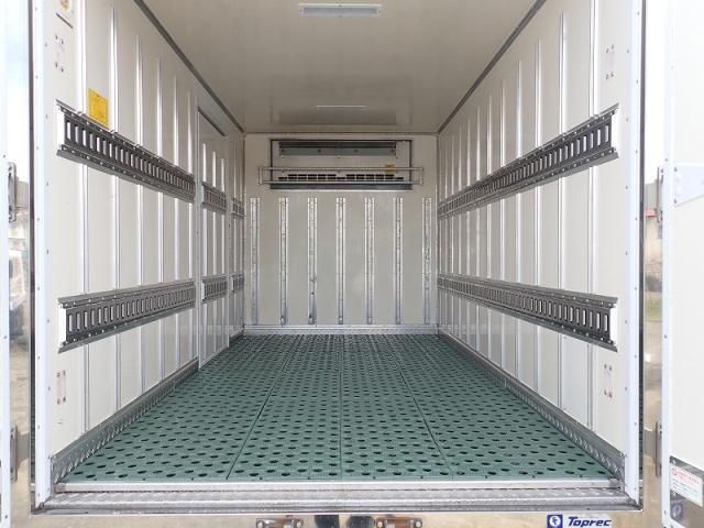 MITSUBISHI CANTER 2021 Image 31