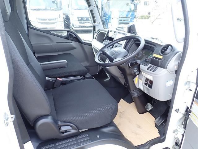 MITSUBISHI CANTER 2021 Image 31