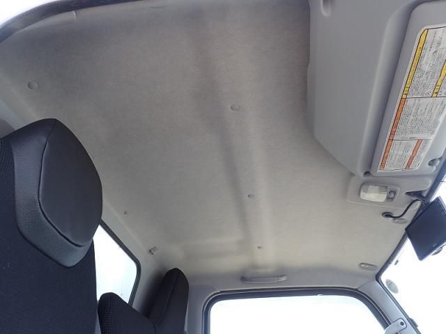 MITSUBISHI CANTER 2021 Image 31