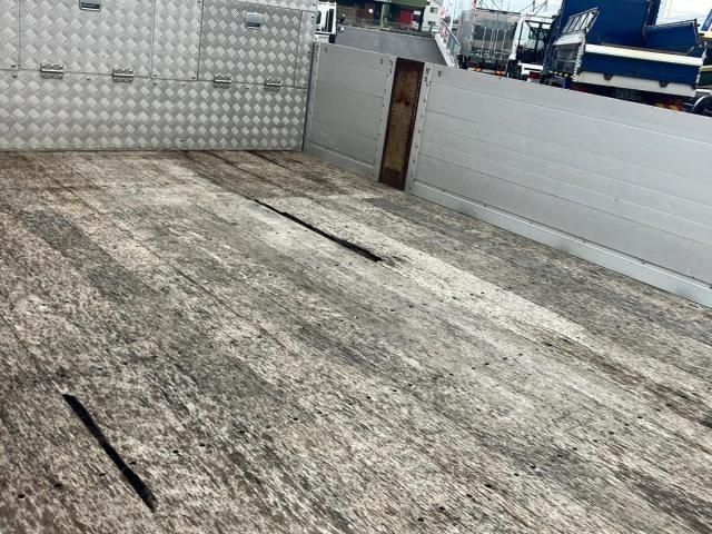 HINO PROFIA 2018 Image 31