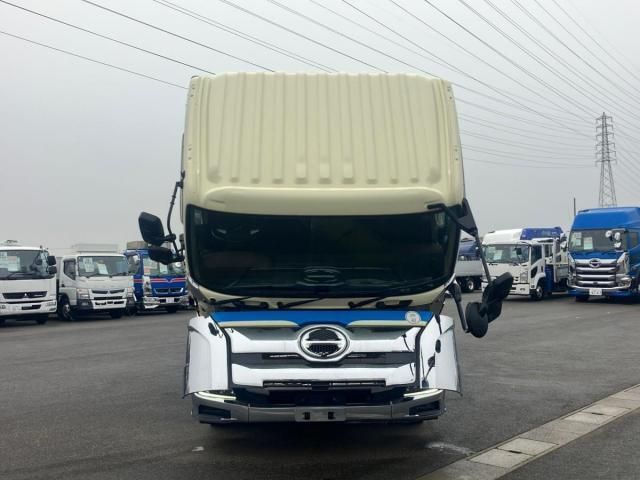 HINO PROFIA 2018 Image 31