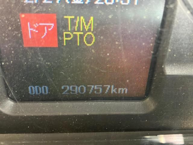 MITSUBISHI FUSOU FIGHTER 2013 Image 31