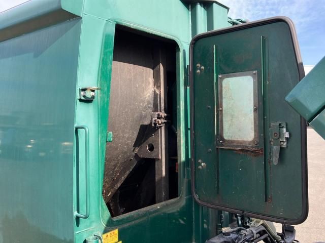 MITSUBISHI CANTER 2017 Image 31