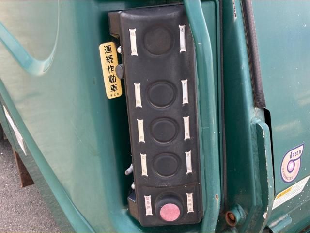 MITSUBISHI CANTER 2017 Image 31