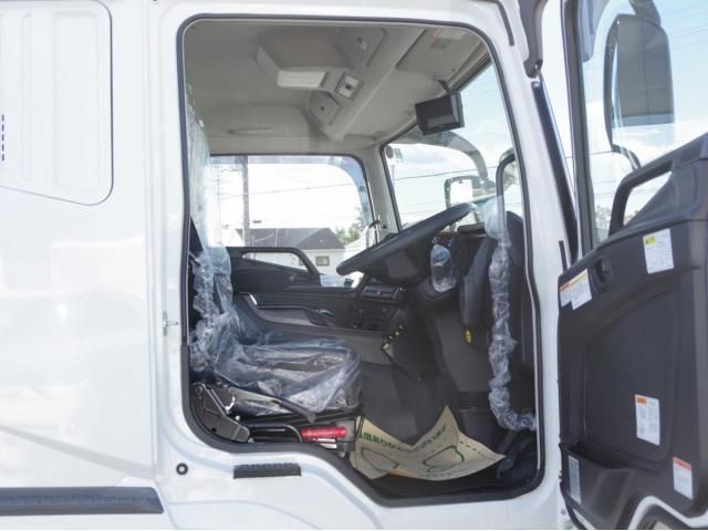 MITSUBISHI FUSOU SUPER GREAT 2025 Image 31